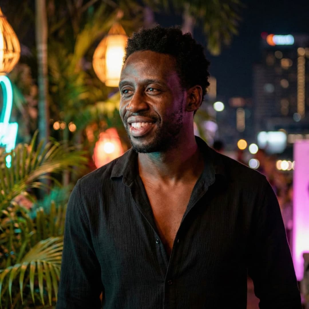 Tamba social dancing